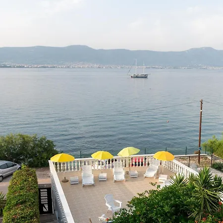 By The Sea Arbanija, Ciovo - 16117 Apartment *